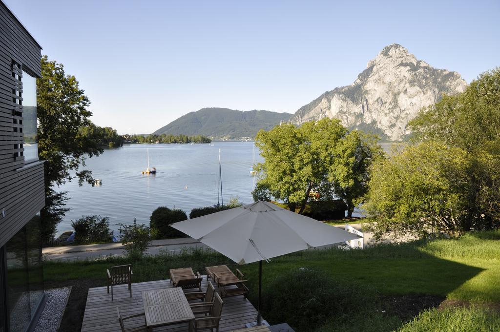 Апартаменты See 31, Ferienlofts Am Traunsee Траункирхен Номер фото